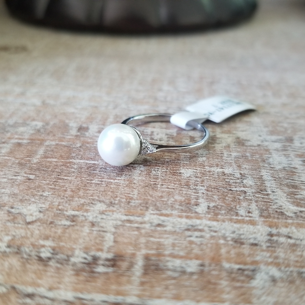 💕Natural White Freshwater Pearl Ring💕 - Picture 6 of 7